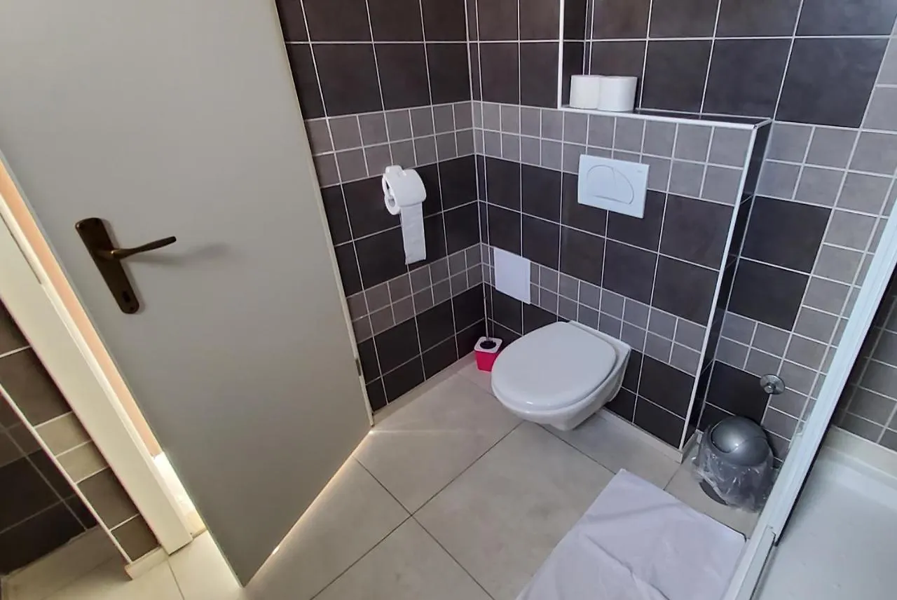 Appealing Apartment 8 Sleeps 3 Guests سبليت 0*,  كرواتيا