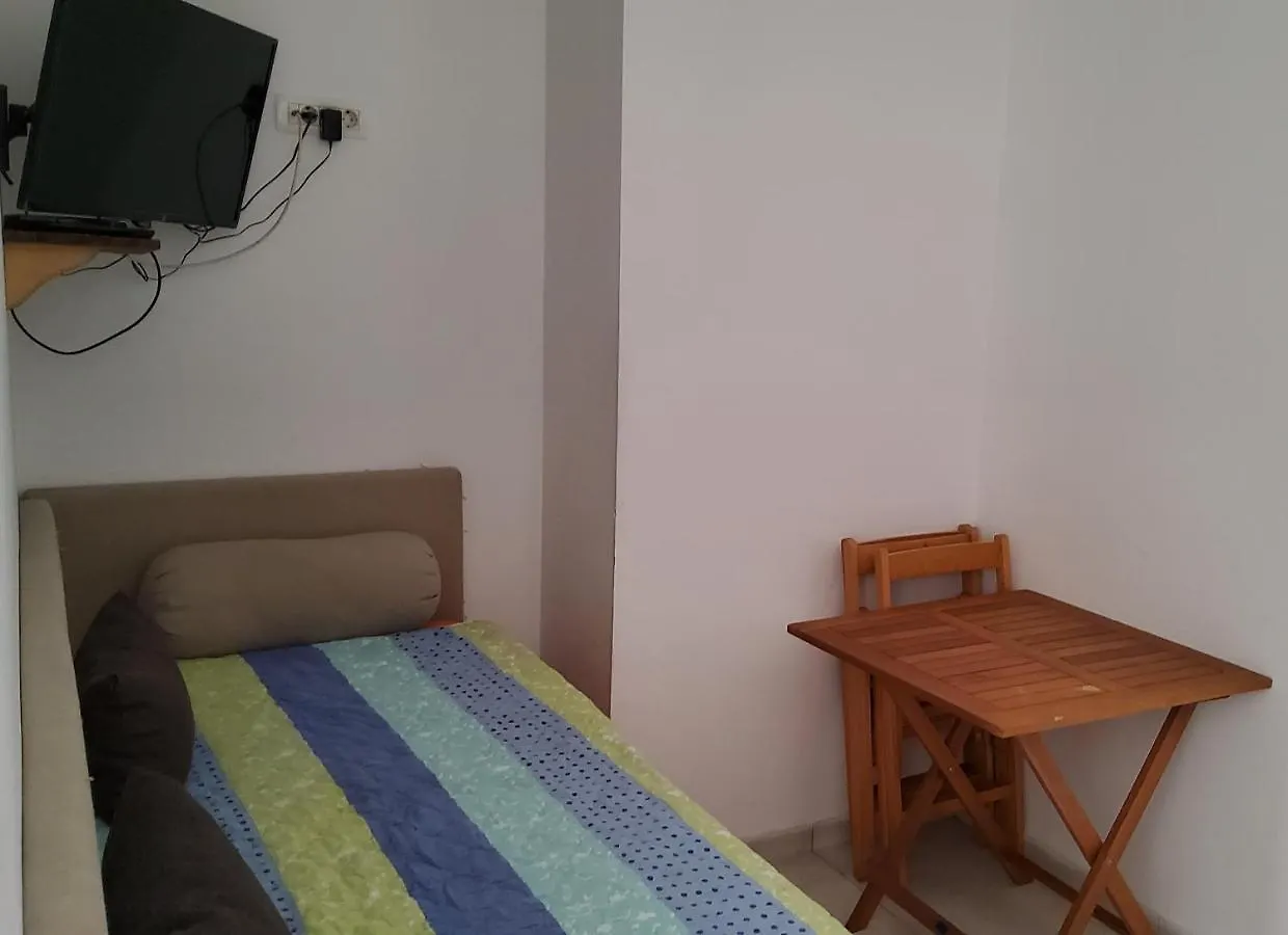 Appealing Apartment 8 Sleeps 3 Guests Split